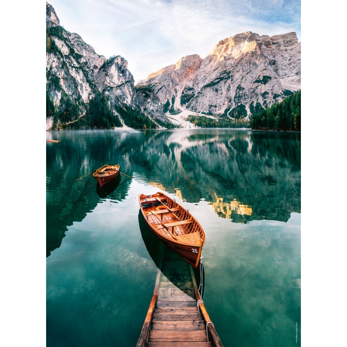 Puzzle Nathan-00957 The Boats of Lake Braies - Italy